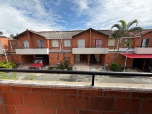 casa_en_alquiler_conjunto_pal_1792183946-666_7579.jpeg