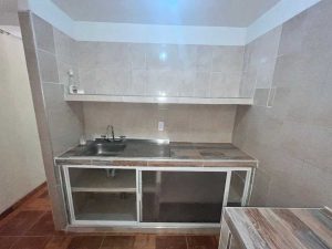 se_alquila_casa_en_barrio_los_1708202690-7653_8652.jpg