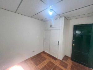 se_alquila_casa_en_barrio_los_1708202706-4473_1816.jpg