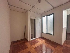 se_alquila_casa_en_barrio_los_1708202737-1515_328.jpg