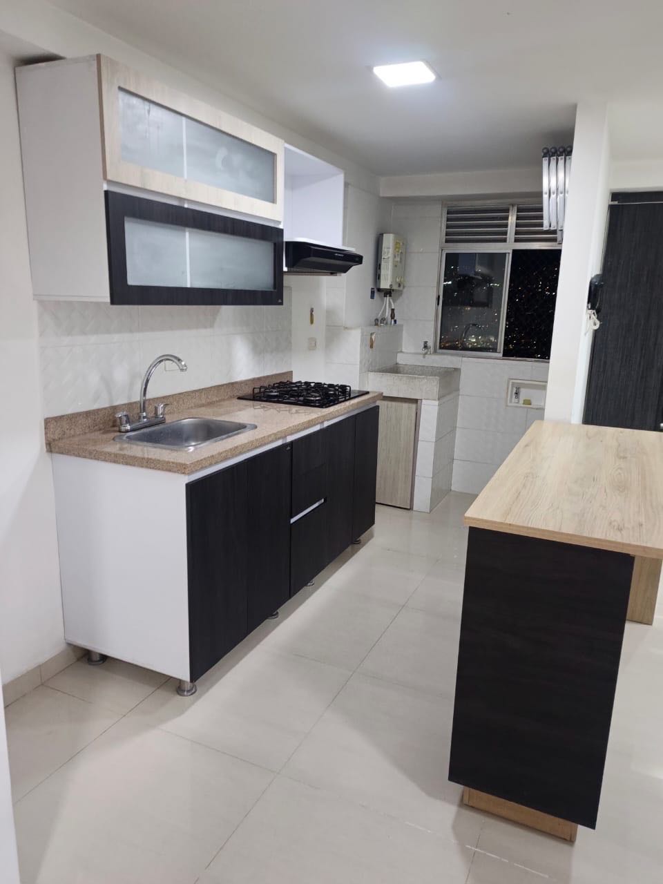 Hotel Apartamento en Arriendo, frente a la playa