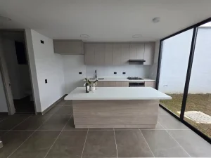 casa_arriendo_3_a6n1sbzcqw-1